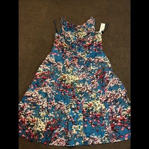 Adorable Floral Dress 🌺